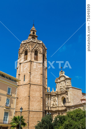 Bell tower in Valencia, Spain Bell tower in Valencia, Spain 75849899