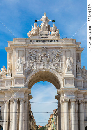 Triumphal arch in Lisbon Triumphal arch in Lisbon 75849959