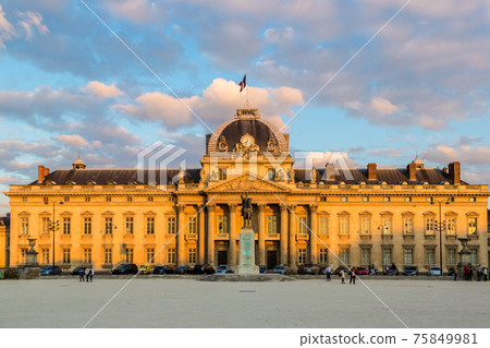 Military School in Paris Military School in Paris 75849981