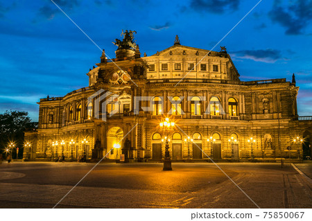 Semper opera in Dresden Semper opera in Dresden 75850067