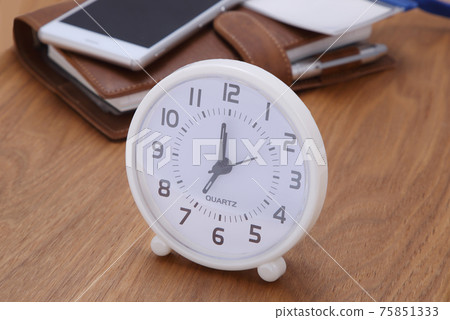 Alarm Clock Alarm Clock 75851333