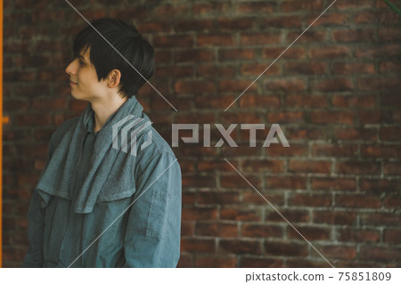 Worker Worker 75851809