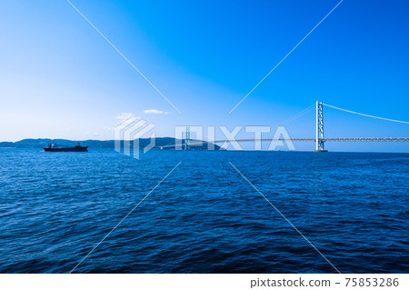 明石海峽大橋和淡路島 明石海峽大橋和淡路島 75853286