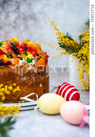 Easter food concept 75853718