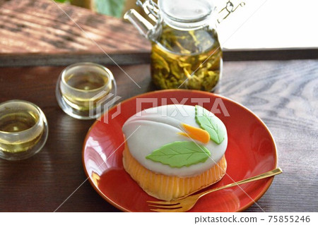 Peach Castella 75855246