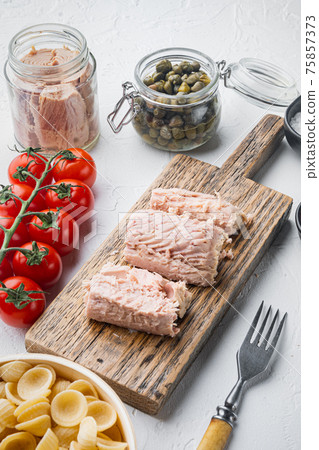 Sicilian tuna pasta ingredients, on white background 75857373