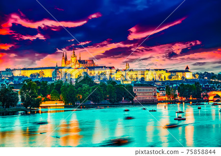 Beautiful view of the Prague Castle from the Charles Bridge.Prague.Czech Republic. 75858844