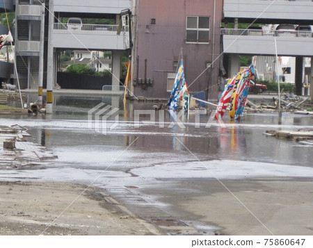 東日本大地震後三個半月的氣仙沼 75860647