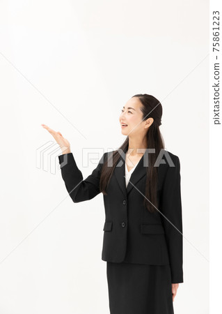企業形像中層女人 75861223