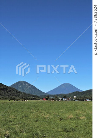Shiribetsu and Yotei (Kibetsu-cho, Hokkaido) 75862624