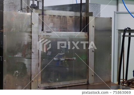 Plastic molded product process 75863069