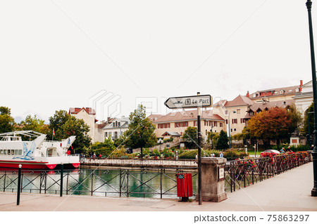 Annecy lake view to marina from Annecy city 75863297