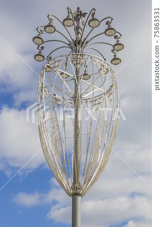 Vintage iron street lamp in the daytime 75863531