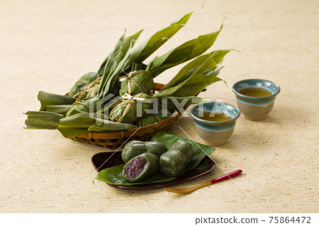 Bamboo dumpling 75864472