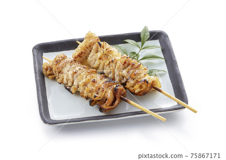 皮鹽[烤雞肉串] 75867171