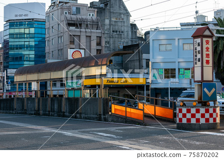 土佐電交通高知橋 土佐電交通高知橋 75870202