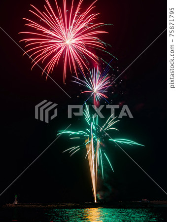 Fireworks launched at sea at Kamogawa Fireworks launched at sea at Kamogawa 75871795