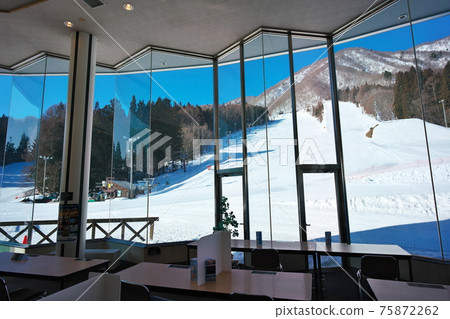 Hakuba Sanosaka Ski Resort Center House Castor Plaza with a view outside the window Hakuba Sanosaka Ski Resort Center House Castor Plaza with a view outside the window 75872262