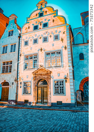 Three brothers- is an architectural complex located in the center of Old Riga on the Maza Pils castle (Malaya Zamkovaya). 75873342