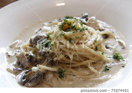 Pasta 1 75874481