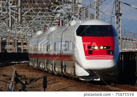 東北新幹線:East-i(電鐵綜合試驗車) 東北新幹線:East-i(電鐵綜合試驗車) 75875559