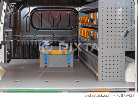 Cargo Box Mini Van 75879427