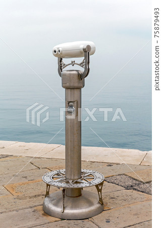 Tourist Viewer Binoculars Tourist Viewer Binoculars 75879493