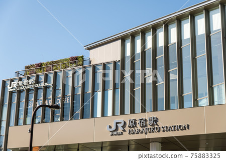 [New Harajuku station square] 75883325
