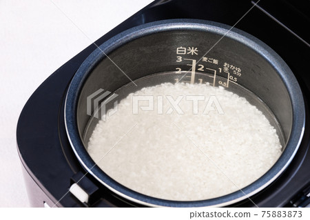 Rice (before cooking) Rice (before cooking) 75883873