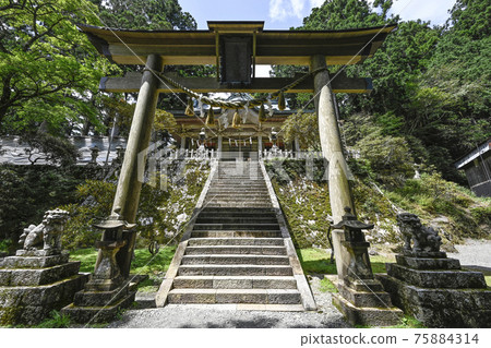 玉木神社本部，熊野三山的內宮 75884314