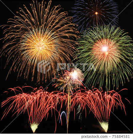Fireworks image 75884581