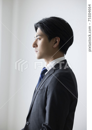 Businessman         75884664