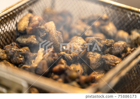 雞肉燒烤 75886173