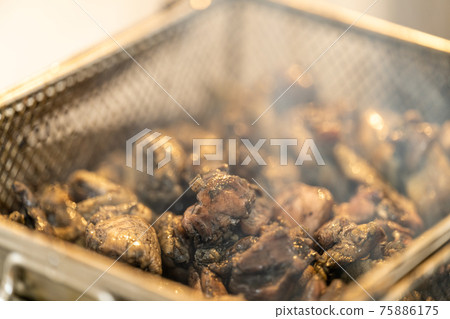 雞肉燒烤 雞肉燒烤 75886175