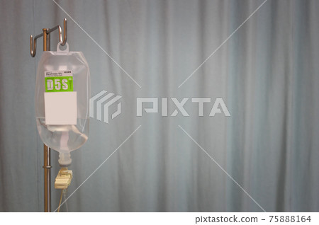 IV bag 75888164