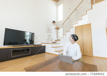 Living in Living with stairs 75889042