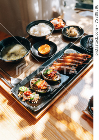 Abalone Shrimp Abalone Shrimp 75889396