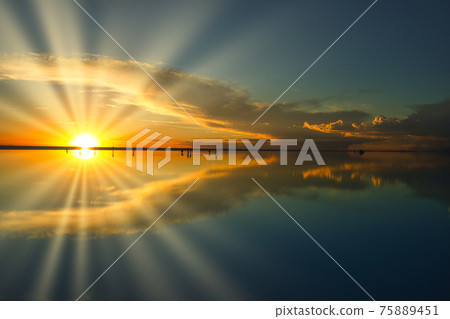 玻利維亞烏尤尼鹽湖夜景 75889451