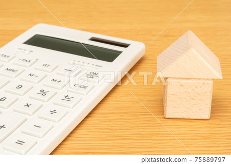 Building house and calculator 75889797
