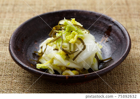 小白菜和海帶 小白菜和海帶 75892632