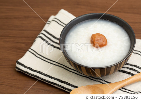 Plum porridge Plum porridge 75893150