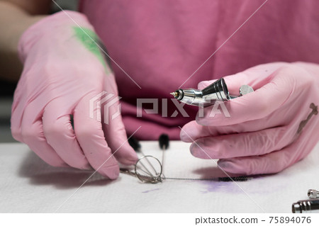 Professional Air Brush in Manicure Master Hand 75894076