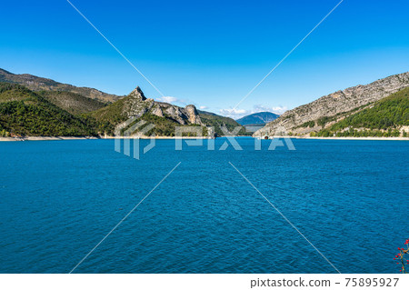 Lac de Castillon near Verdon River, Saint-Julien-du-Verdon, Provence, France 75895927