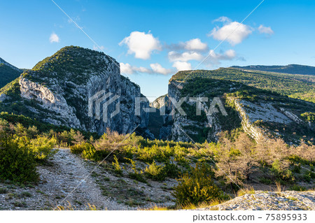 Verdon Gorge, Gorges du Verdon in French Alps, Provence, France 75895933