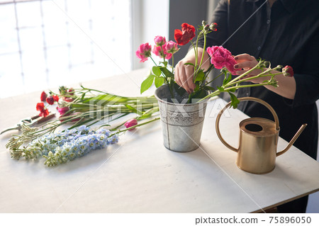 Bouquet 016, step by step installation of flowers in a vase. Flowers bunch, set for home. Fresh cut flowers for decoration home. European floral shop. Delivery fresh cut flower. Bouquet 016, step by step installation of flowers in a vase. Flowers bunch, set for home. Fresh cut flowers for decoration home. European floral shop. Delivery fresh cut flower. 75896050