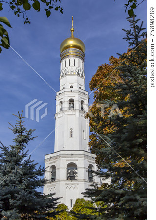 Ivan the Great Bell Tower (Kolokolnya Ivana Velikogo). Inside of Moscow Kremlin, Russia (day). Ivan the Great Bell Tower (Kolokolnya Ivana Velikogo). Inside of Moscow Kremlin, Russia (day). 75898289