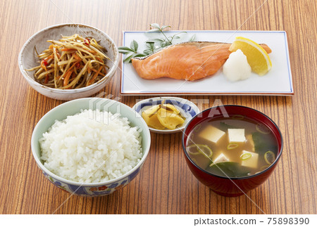 烤三文魚配咸曲、日式套餐 75898390