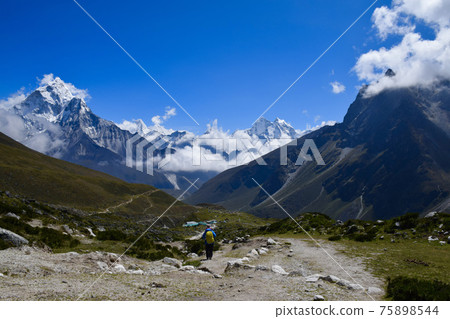 View of Ama Dablam, Kantega and Thamserku from between Tukra and Lobuche in Nepal 75898544