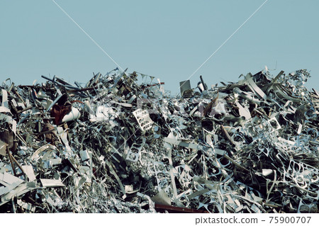 堆積的金屬工業廢料 75900707