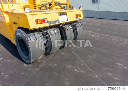 Pavement rollers Tire rollers Pavement rollers Tire rollers 75904344